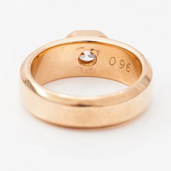A 14K gold ring with a ca. 0.96 ct old-cut diamonds according to engraving. Marskis.