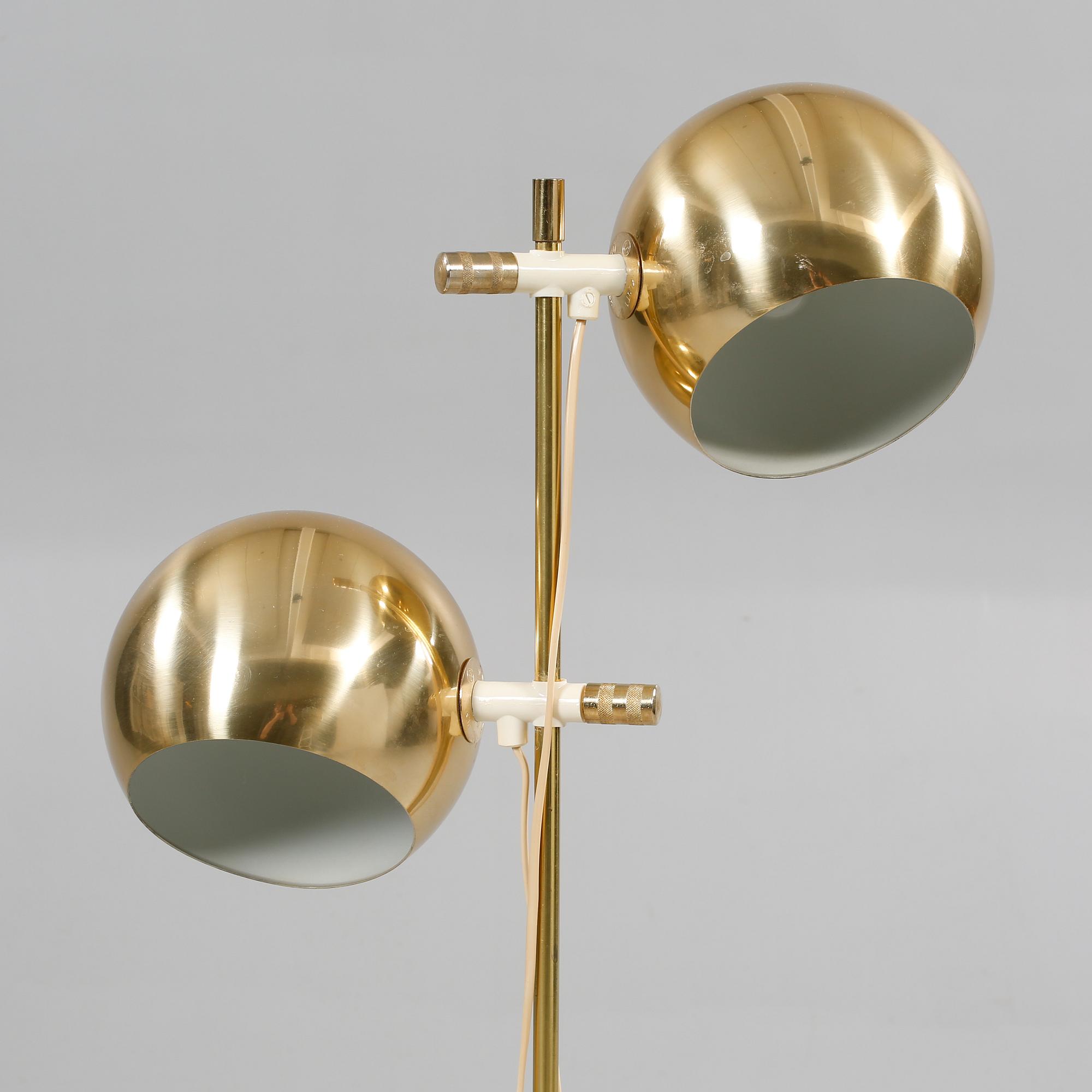 GOLVLAMPA, Hemi Klot, Danmark. 1900-talets andra hälft.