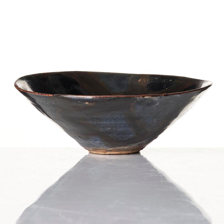 A Jizhou black glaze 'leaf' bowl, Southern Song dynasty (1127–1279).