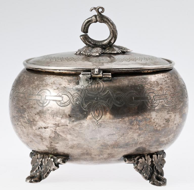 SOCKERSKÅL MED LOCK, silver, Swinarski, Warszawa (Ryssland), 1879. Vikt ca 410 gram.