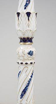 GOLVLAMPA, porslin, Tyskland, 1900-talets andra hälft.