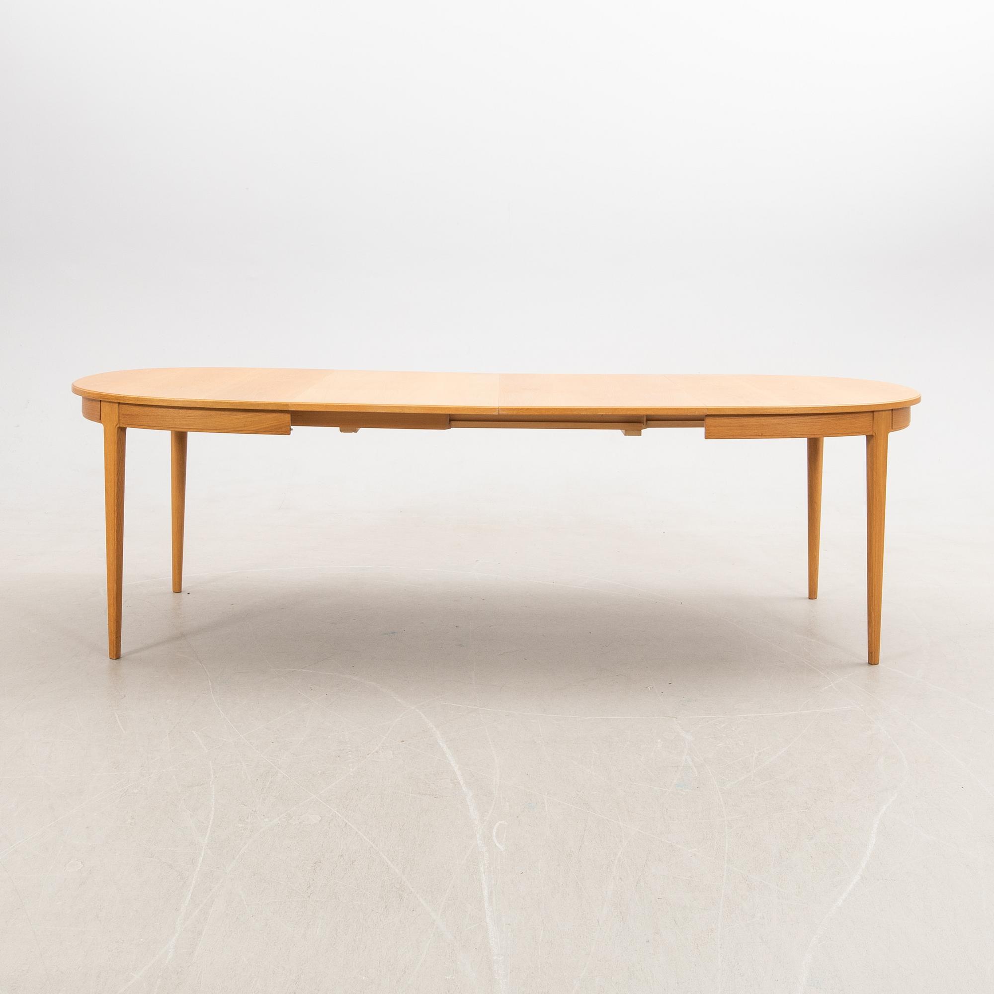 Carl Malmsten, Matbord "Herrgården" sent 1900-tal.