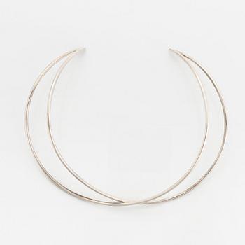 A Georg Jensen silver necklace design Allan Scharff.