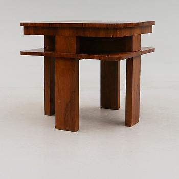 BORD, 1900-talets första hälft.