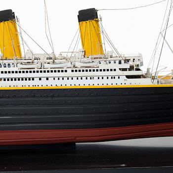 Ship model, "Titanic", 20th century.
