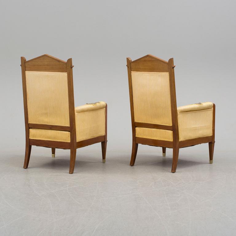 A pair of easy chairs, early 20th century.