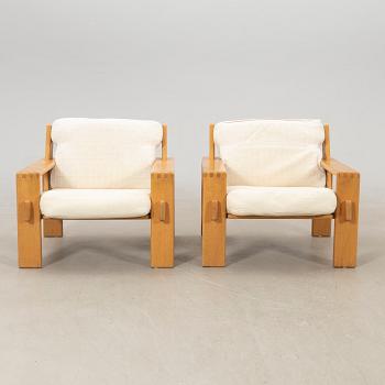 Esko Pajamies, a pair of "Bonanza" armchairs for Asko Furniture Finland, 1960s/70s.