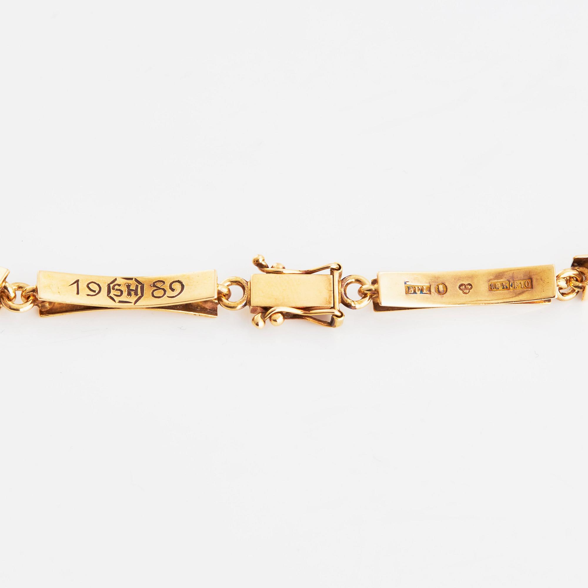 Bengt Liljedahl, An 18K gold necklace, Stockholm 1989.