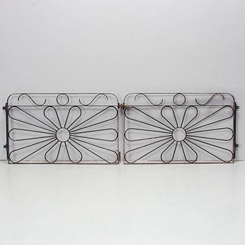 GATES, a couple, cast iron, 1950s.