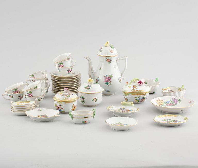 29 Herend porcelain items from the second half of the 20th century.