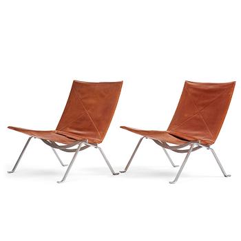 414. Poul Kjaerholm, a pair of brown leather 'PK22' chairs, edition E Kold Christensen, Denmark.