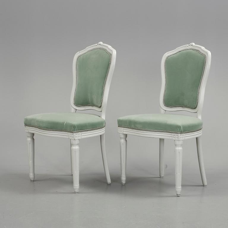 STOLAR, ett par, gustavianska, 1700-talets slut.
