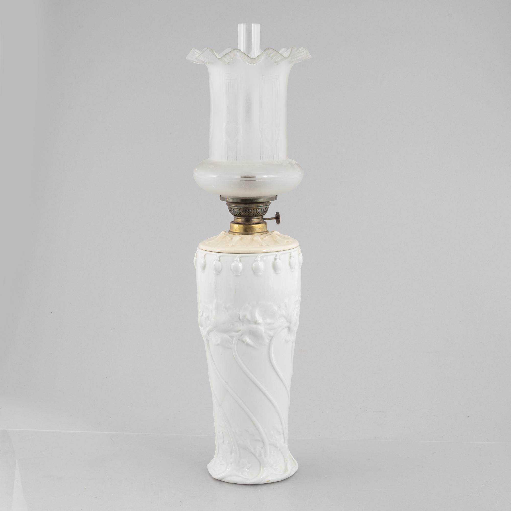 An Art Nouveau kerosene lamp, Gustafsberg, 1916.