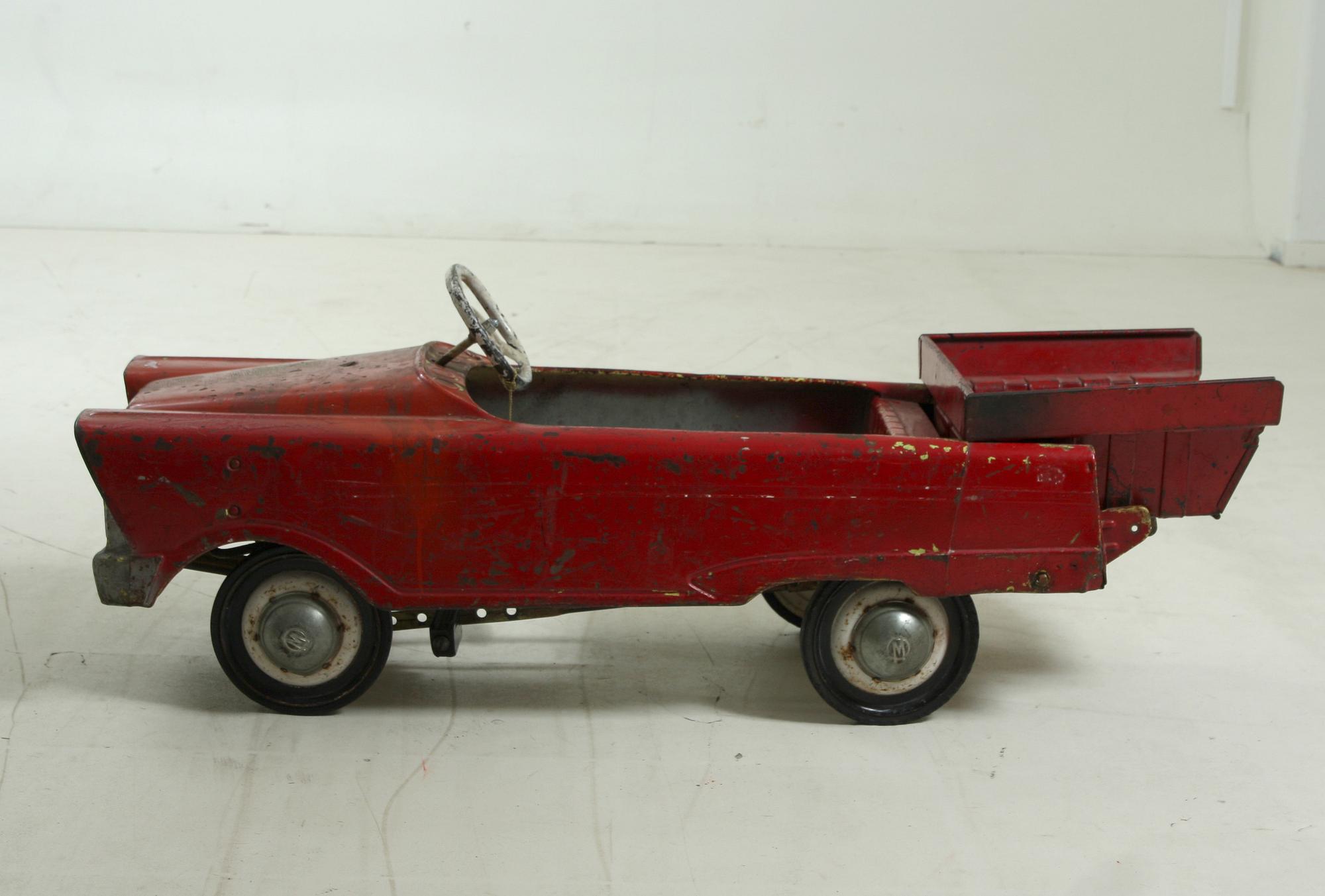 TRAMPBIL, plåt, 1950/60-tal.