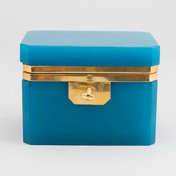 A BOX in blue glass, opaline, Italy?, 20th century latter part.