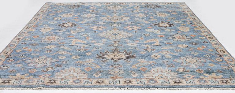 Carpet, Agra, approx. 362 x 264 cm.