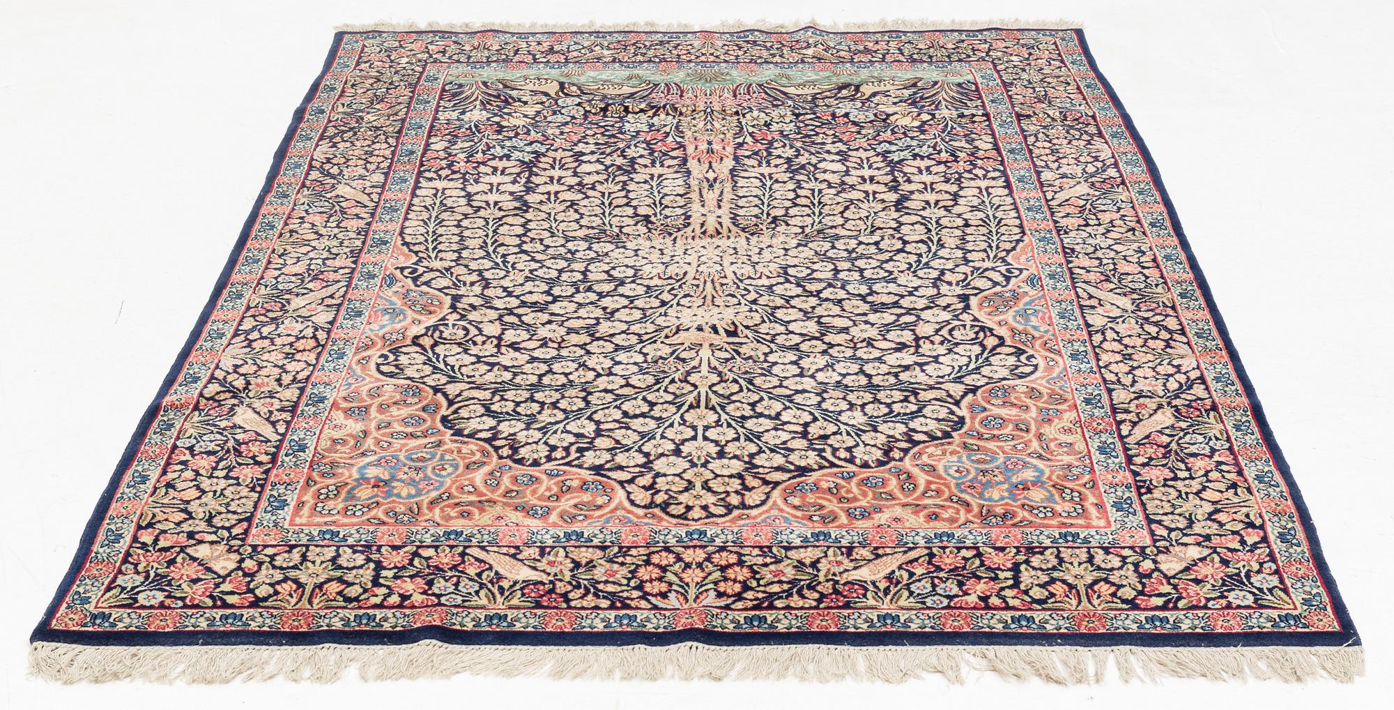Carpet, Kirman, "Tree of Life", Approx. 245 x 148 cm.