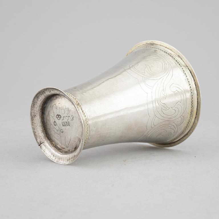 A Swedish 18th century parcel-gilt silver beaker, mark of Niclas Ljungberg, Orebro 1765.