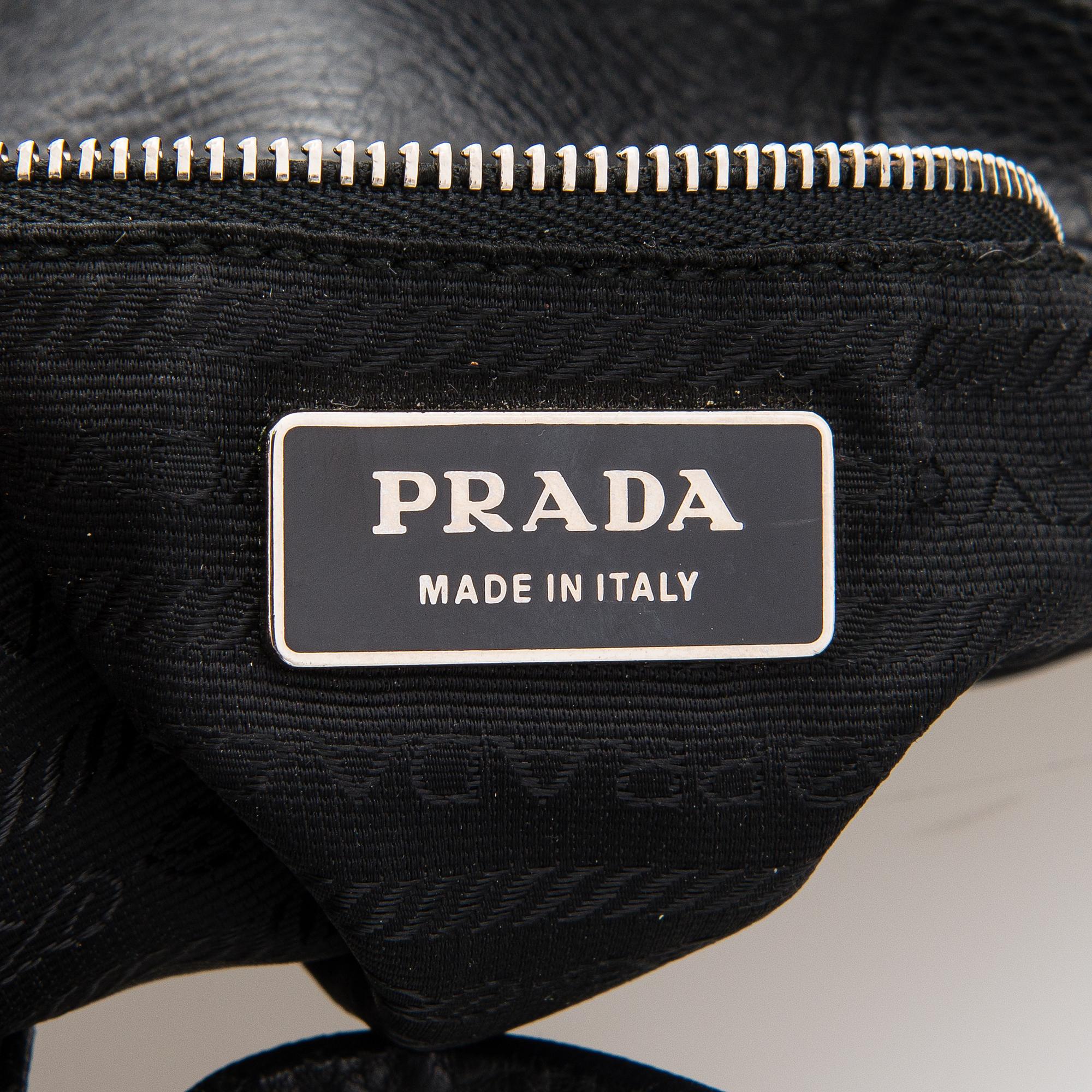 Prada, väska.