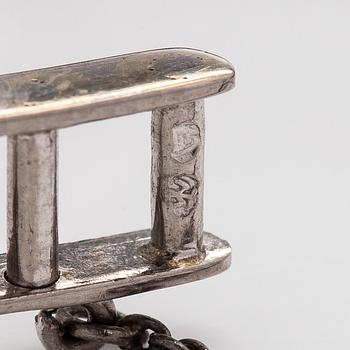 Universal Genève, wristwatch, 15 mm.