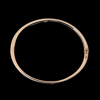 GEORG JENSEN, ARMRING, "Fusion", 18K guld i tre färger, briljantslipade diamanter.