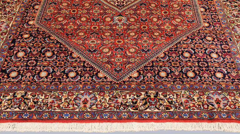 A Bidjar rug, c. 300 x 196 cm.