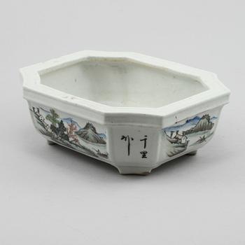 YTTERFODER, porslin, Kina, 1800/1900-tal.