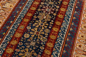 An antique Zeichur rug, c. 269 x 184 cm.