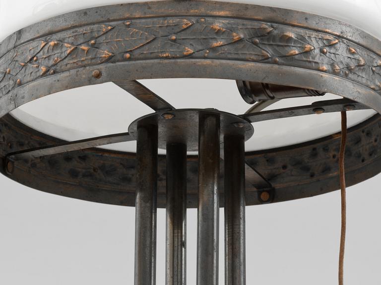 BORDSLAMPA, koppar, jugend, 1900-talets början.