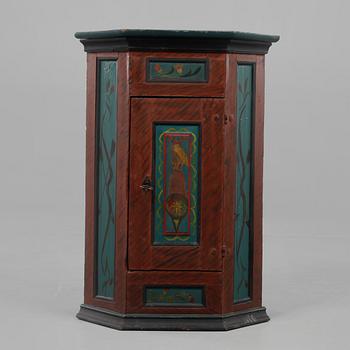 HÖRNSKÅP, 1800-tal.