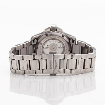 Longines, Conquest, wristwatch, 31 mm.