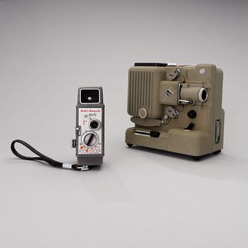 EUMIG E8 FILMPROJEKTOR OCH BELL & HOWELL TWO TWENTY  SMALFILMSKAMERA, 1950-tal.