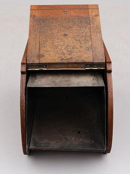 KOLBOX, England, 1900-talets första hälft.
