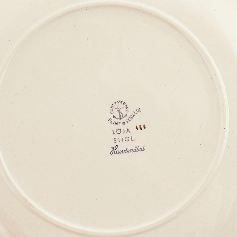 STIG LINDBERG, A set of 12 "Löja" creamware plates, Gustavsberg, Sweden.