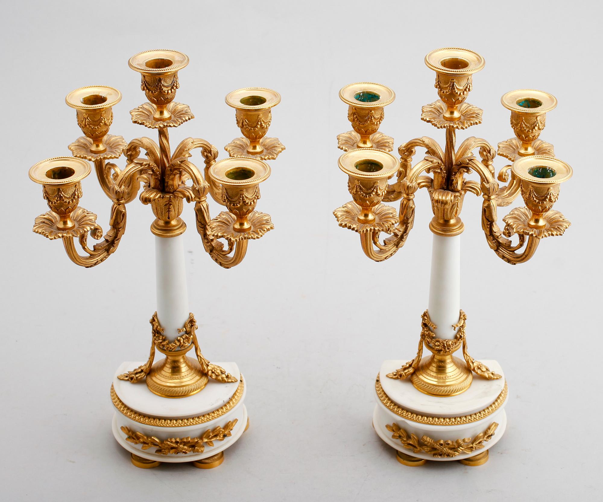 KANDELABRAR, 1 par, gustaviansk stil, 1900-talets första hälft.