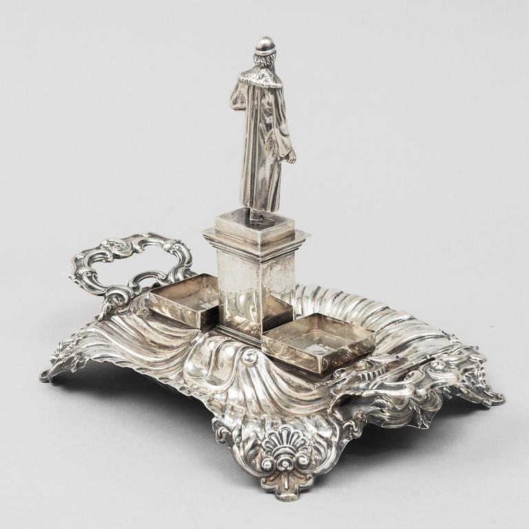 A silver inkstand, mark of Gustaf Möllenborg, Stockholm 1845-48.