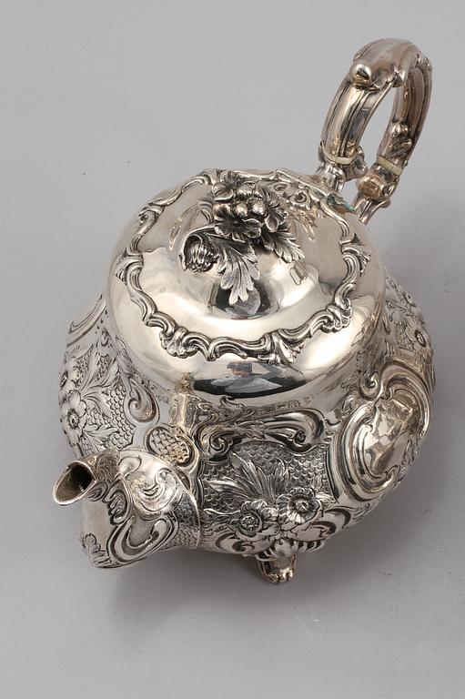 KAFFE- / TESERVIS, 4 delar, silver, möjligen James Aldridge, London, England, 1854, total vikt ca 2295 gram.