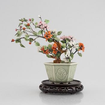 A table decoration, china, late 20th century.