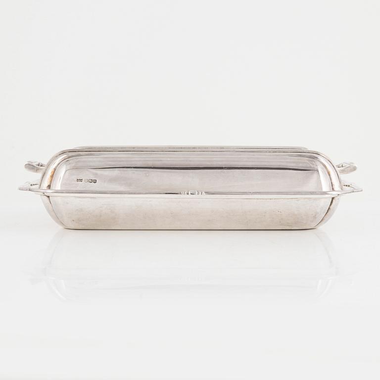 An English Silver Art Déco Entrée Dish, Mappin & Webb, Art Deco, Sheffield 1937.