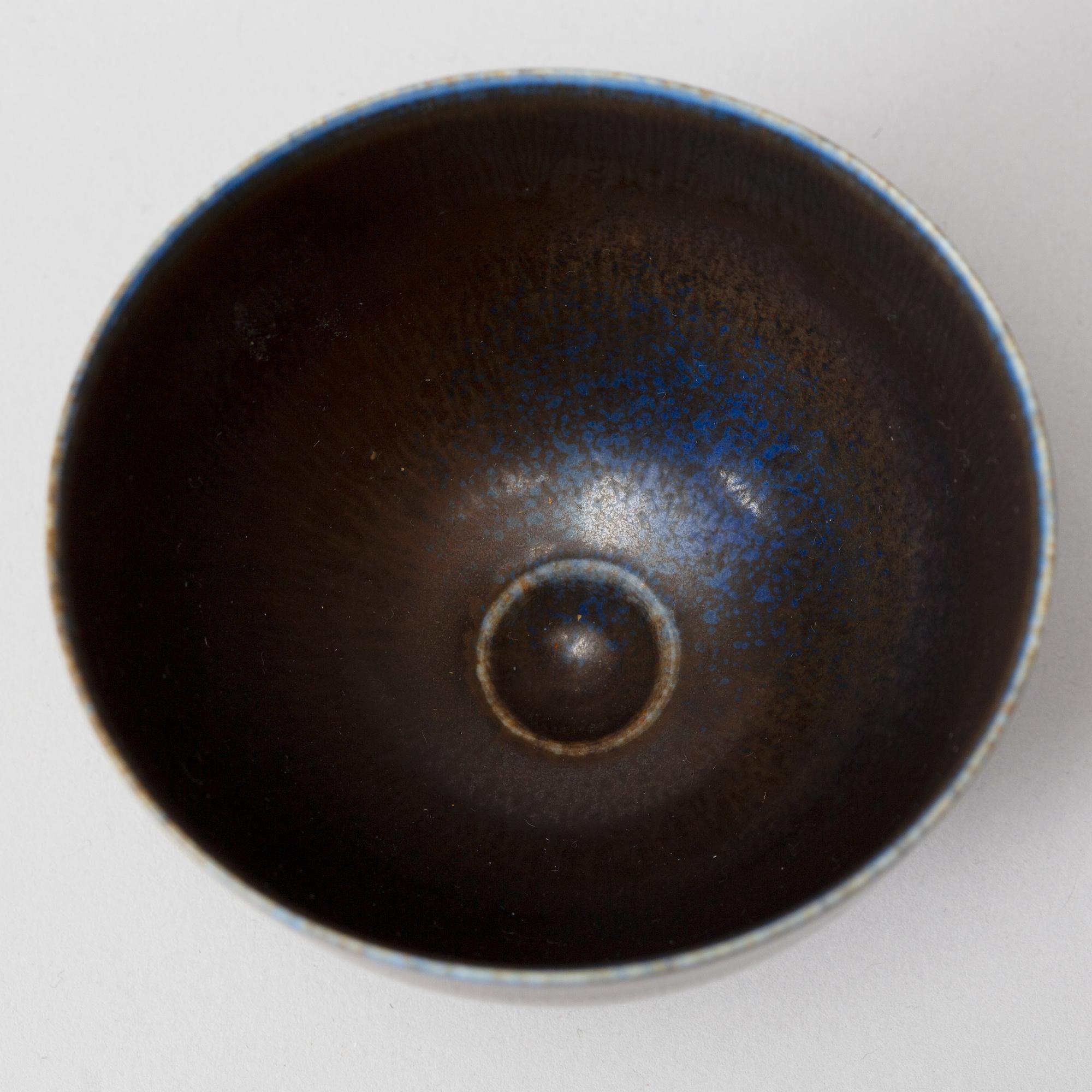 Berndt Friberg, skål, stengods. Gustavsbergs Studio, signerad, 1951.