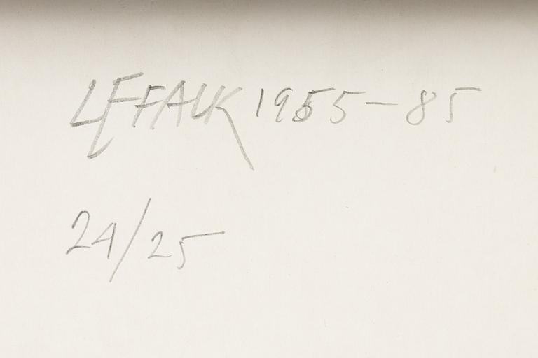 Lars Erik Falk, Red-black composition.