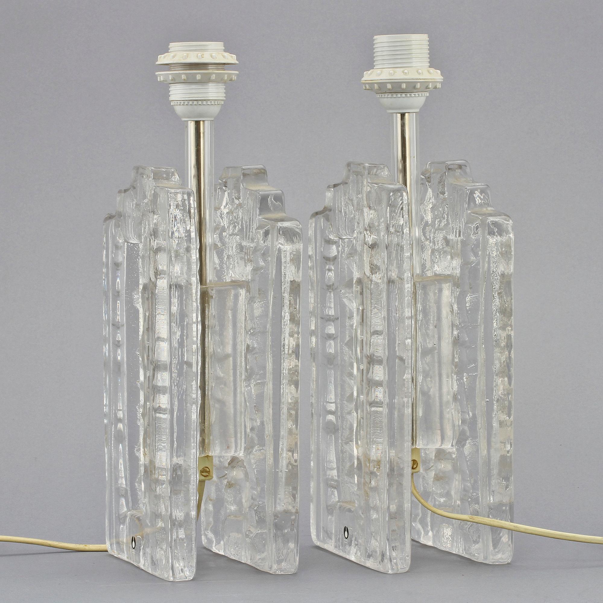 BORDSLAMPOR, ett par, Pukeberg, 1900-talets andra hälft.