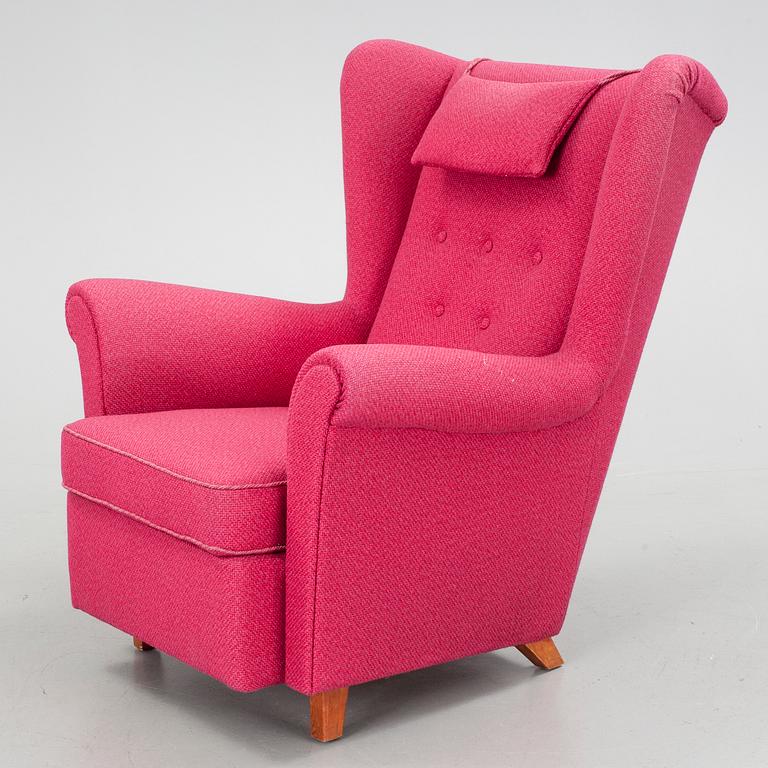 ÖRONLAPPSFÅTÖLJ, 1940-tal.