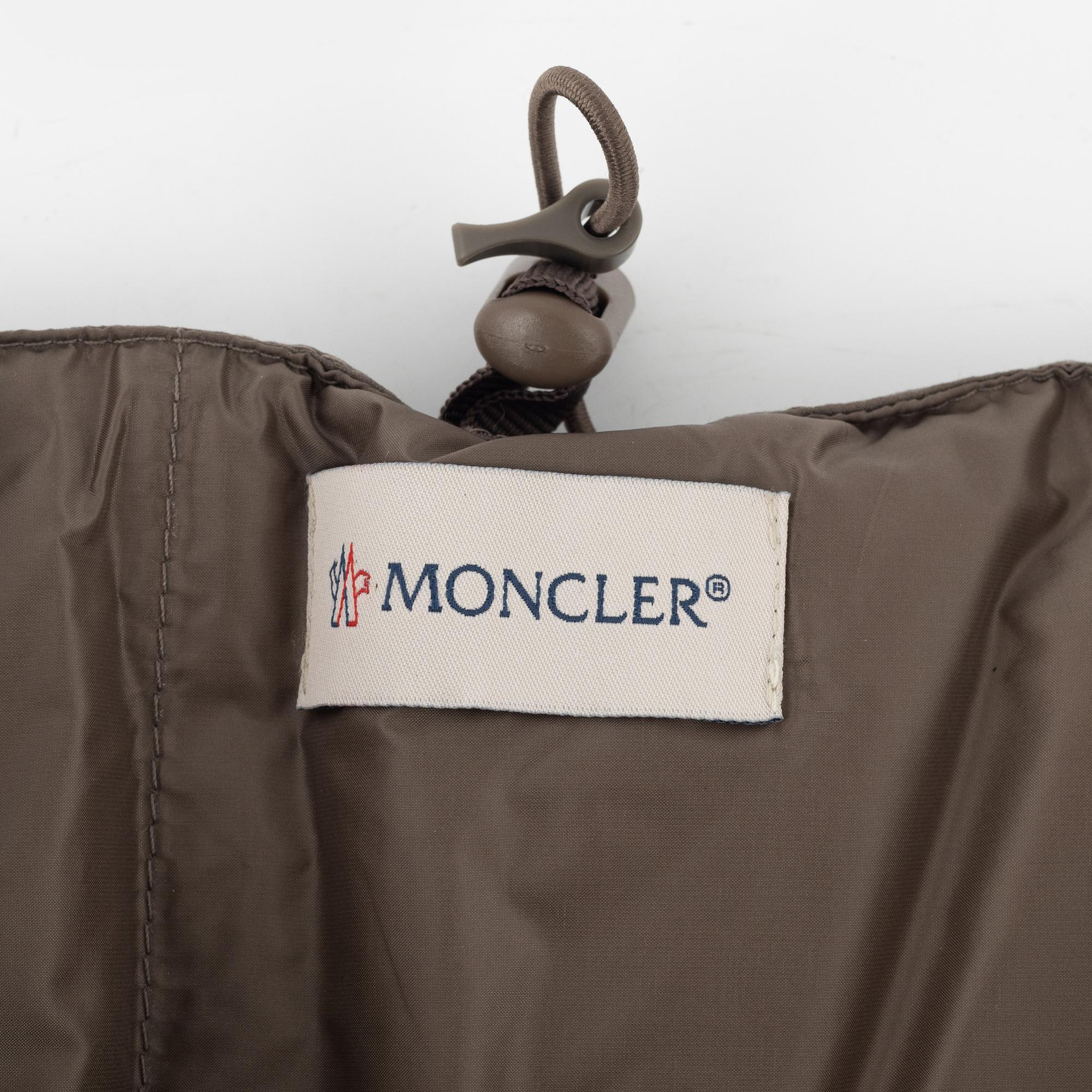 Moncler, collar, 'Sciarpa'.