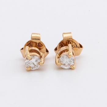 EARRINGS 18K gold w 2 brilliant-cut diamonds approx 0,30 ct in total.