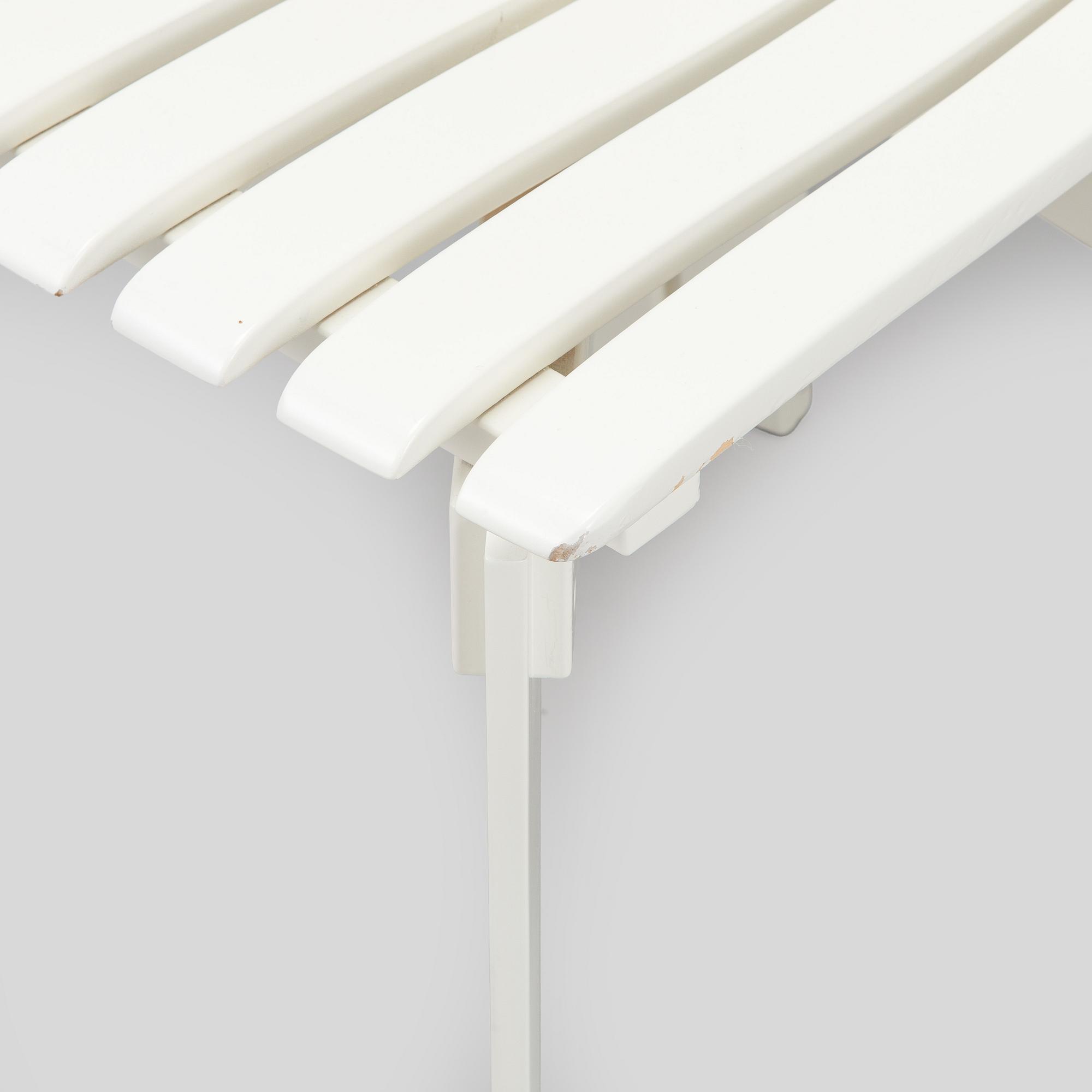 Alvar & Aino Aalto, trädgårdsmöblemang, 5 delar, "Aurinko"-serien, Artek, 2000-tal.