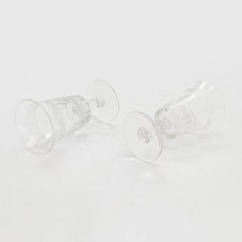 Glasservis, 85 st, "Antica" Nuutajärvi, Notsjö. I produktion 1900-1969.