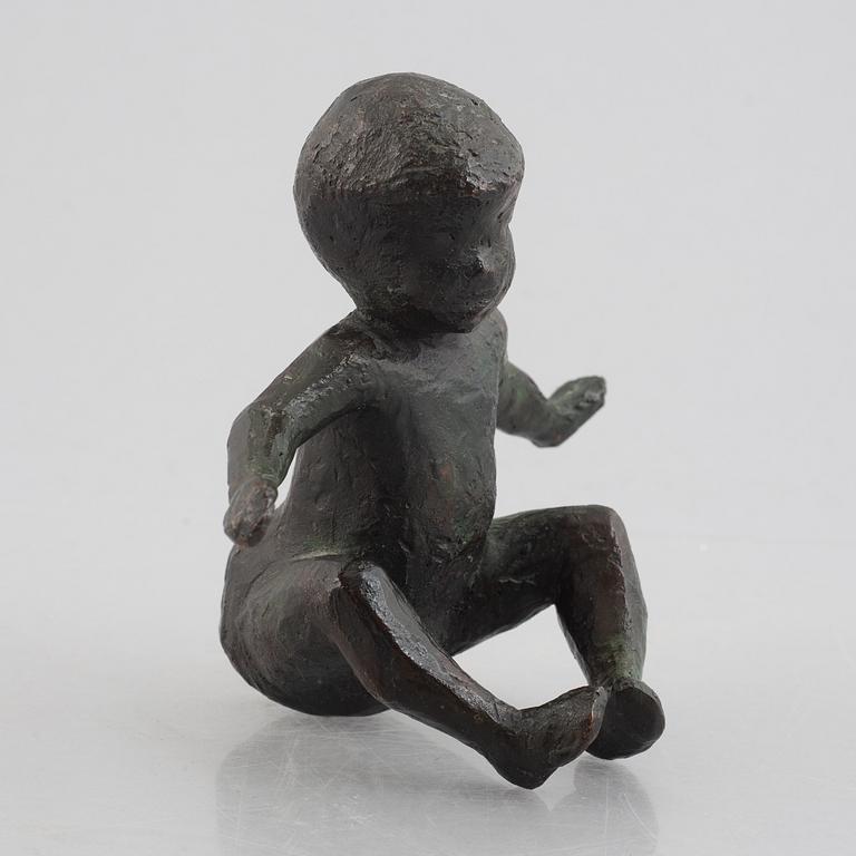 Eva Berggren, A seated boy.