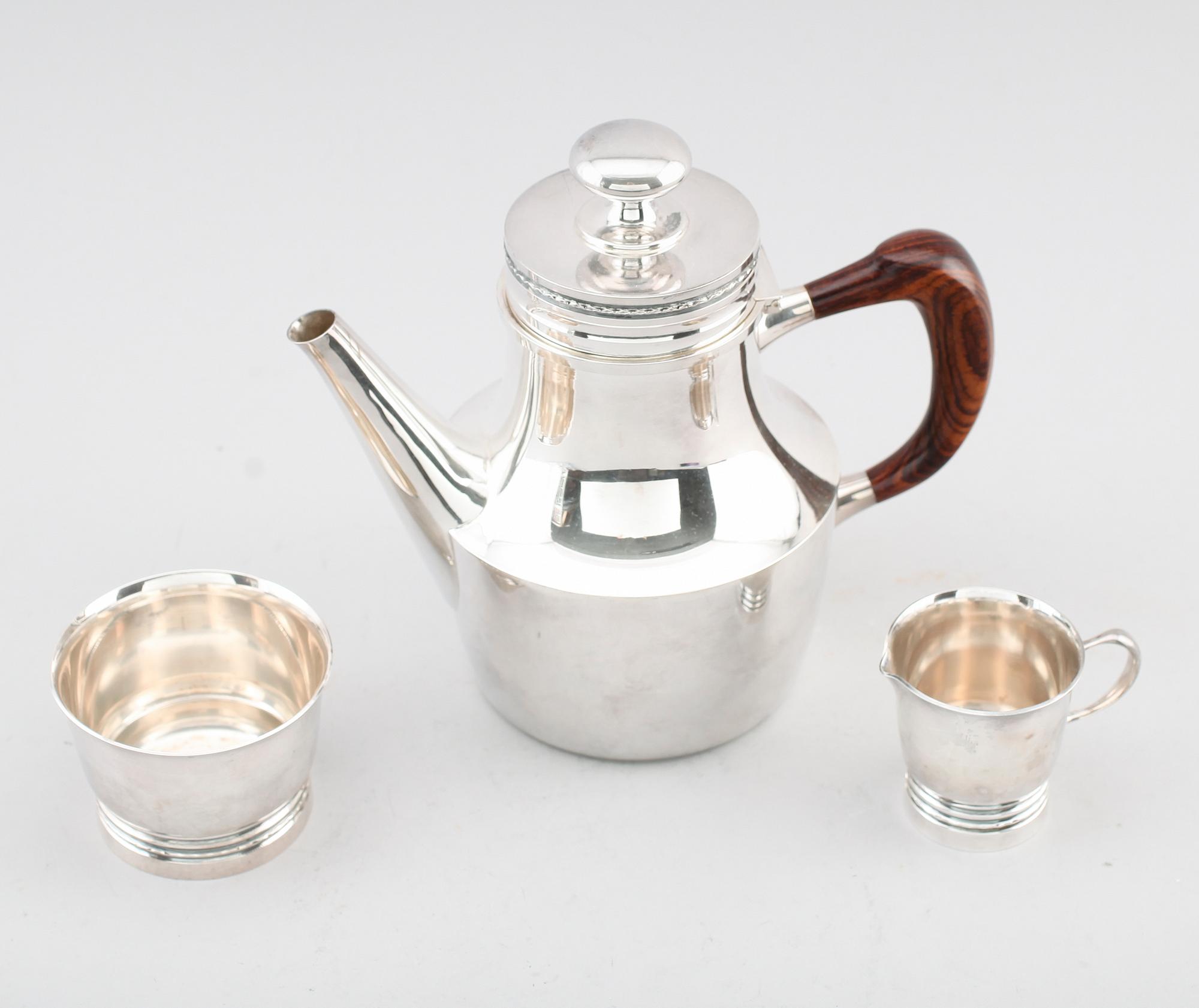 KAFFESERVIS, 3 snarlika delar, silver, Löfman, MGAB Uppsala 1973. Vikt ca 771 g.