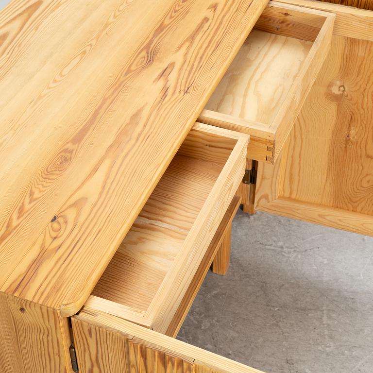 Göran Malmvall, skåp, ett par, "821", Svensk Fur.